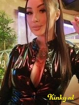 natasha-virtual-sex-via-kinky-68a479fa7266d20013b94d52