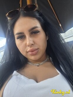 briana-escort-via-kinky-68a5ea021e6b270013807a50