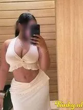 juliet-erotische-massage-via-kinky-68ca59eb39a405001305d329