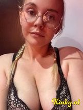 alexandra-virtual-sex-via-kinky-69789ce79e0e470013438a55