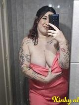 Sofía - I provide online service and alsoin Rotterdam