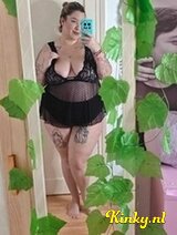 Ernestina - I provide online service and alsoin Rotterdam