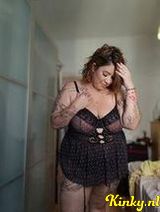 Ernestina - I provide online service and alsoin Rotterdam