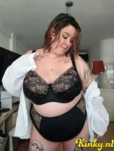 sofía-virtual-sex-via-kinky-68d021aa918ef400139425b2
