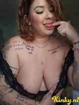 Sofía - I provide online service and alsoin Rotterdam