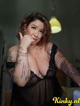 Sofía - I provide online service and alsoin Rotterdam
