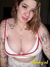 ernestina-virtual-sex-via-kinky-6983b8665ed0c0001212b213