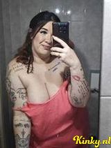 Sofía - I provide online service and alsoin Rotterdam