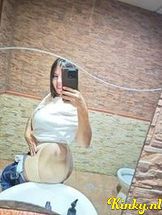 salvadora-virtual-sex-via-kinky-68db091a2f74810013c83fb8