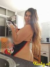 salvadora-virtual-sex-via-kinky-691c43ff96de780013837499