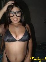 Salvadora - Spanish girl makes video calls, videos and chats