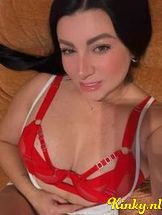 luna-escort-via-kinky-68cc54b6f6c6eb0013e5dd08