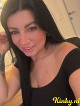 Luna - *Crazy hot girl*