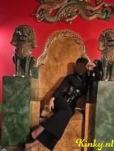 leya-bdsm-via-kinky-692714748abfa500132cb636