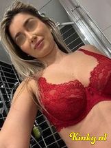 inna-erotische-massage-via-kinky-696695641b1ae90013d07b4b