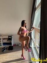isadora-escort-via-kinky-68b193362db446001413531f