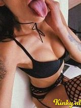 Rebecca - Beautiful face, sexy body   Cam2Cam solo