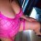 nikol-prive-ontvangst-via-kinky-68aef80d2db4460014134f28