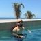 hugo-prive-ontvangst-via-kinky-68cf2236f6c6eb0013e5e194