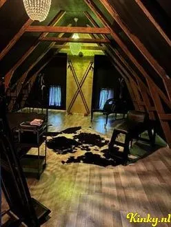 goddes-chelsea-bdsm-via-kinky-68b1991d939e3f0013568927