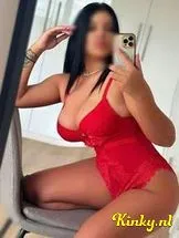 karina-erotische-massage-via-kinky-6942afeaf748bb00124c7f2a