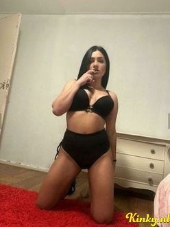 feya-escort-via-kinky-68bac31e9ee34c00133ca15e