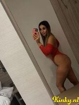 dilara-prive-ontvangst-via-kinky-68b8acdc9ee34c00133c9e8d