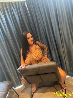 karla-escort-via-kinky-68b59c581240cb00133941e6