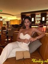 kloe-escort-via-kinky-68b6e0be2db4460014135a24