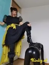 meesteres-sascha-bdsm-via-kinky-697f74d8cc37e300130e5cf8