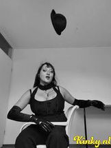 saschaluna-bdsm-via-kinky-68e89ef92f74810013c84fe8