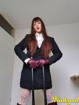 saschaluna-bdsm-via-kinky-691831eea9c49d0013968687
