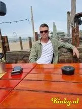 micheal-escort-via-kinky-6958e2fe0745b600131c65aa