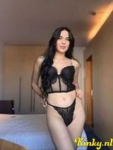 Lia - New girl in the town