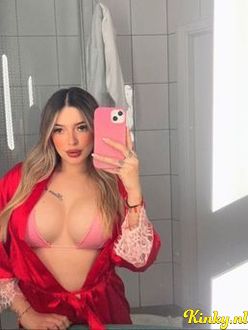 xhamira-escort-via-kinky-68f856e235dea800130af3fd