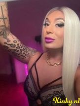 ella-escort-via-kinky-6928894ac7a22f00137d6ce8