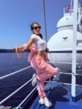camila-prive-ontvangst-via-kinky-68bad761c6b8b100141b5921