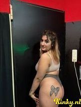 amira-escort-via-kinky-68ba27ef3f009c0012763a76