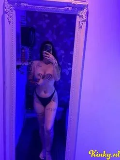 lory-escort-via-kinky-68f7630635dea800130af2b6