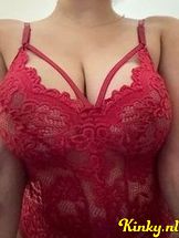 lina-escort-via-kinky-68bfe8cc939e3f00135698de