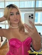 kitty-prive-ontvangst-via-kinky-68ee2d89034a850013eabaec