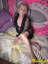 laura-virtual-sex-via-kinky-69034b4296de78001383479d