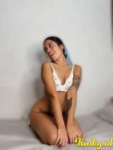 ellen-virtual-sex-via-kinky-68c027702db4460014136447