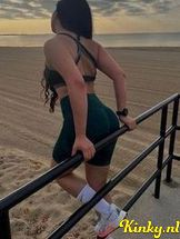 daphne-escort-via-kinky-68c3f703f6c6eb0013e5d18d