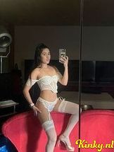 celeste-prive-ontvangst-via-kinky-68c2c5547e9b920013108d70
