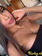 anahí-escort-via-kinky-68c7ed7b918ef40013941620