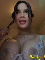 Valery - Latina gilr