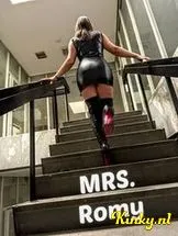 meesteres-romy-bdsm-via-kinky-696e7e1b95d4d60013673f43