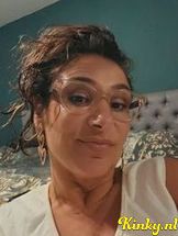 des-virtual-sex-via-kinky-691e090735dea800130b37b8