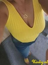 des-virtual-sex-via-kinky-691c93ddaef88e0013c9cf3d